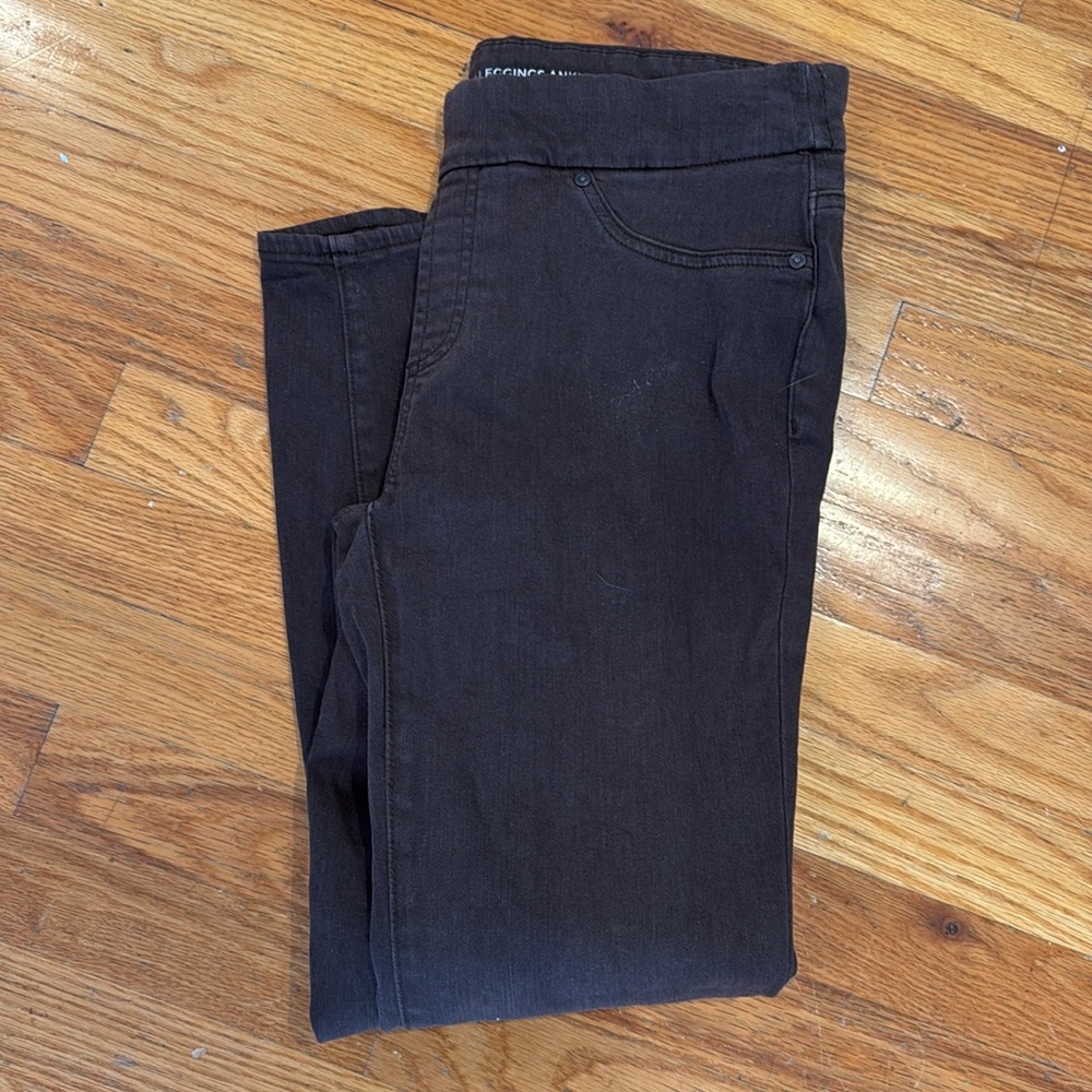 Chico’s brown pull on legging pants